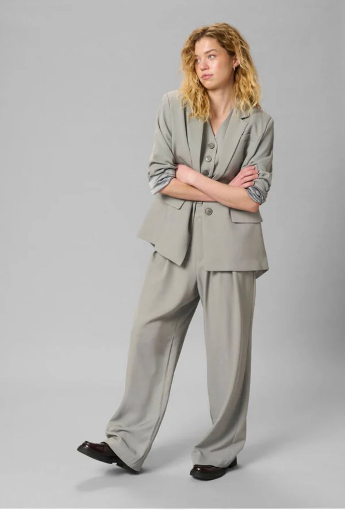 Blazer DisaMW Emmy
