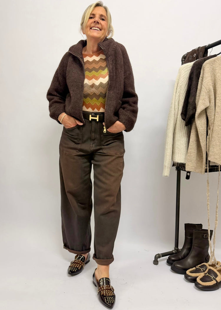 LOOK 02