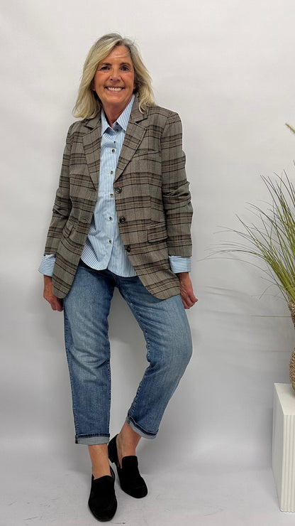Blazer EmmiRL
