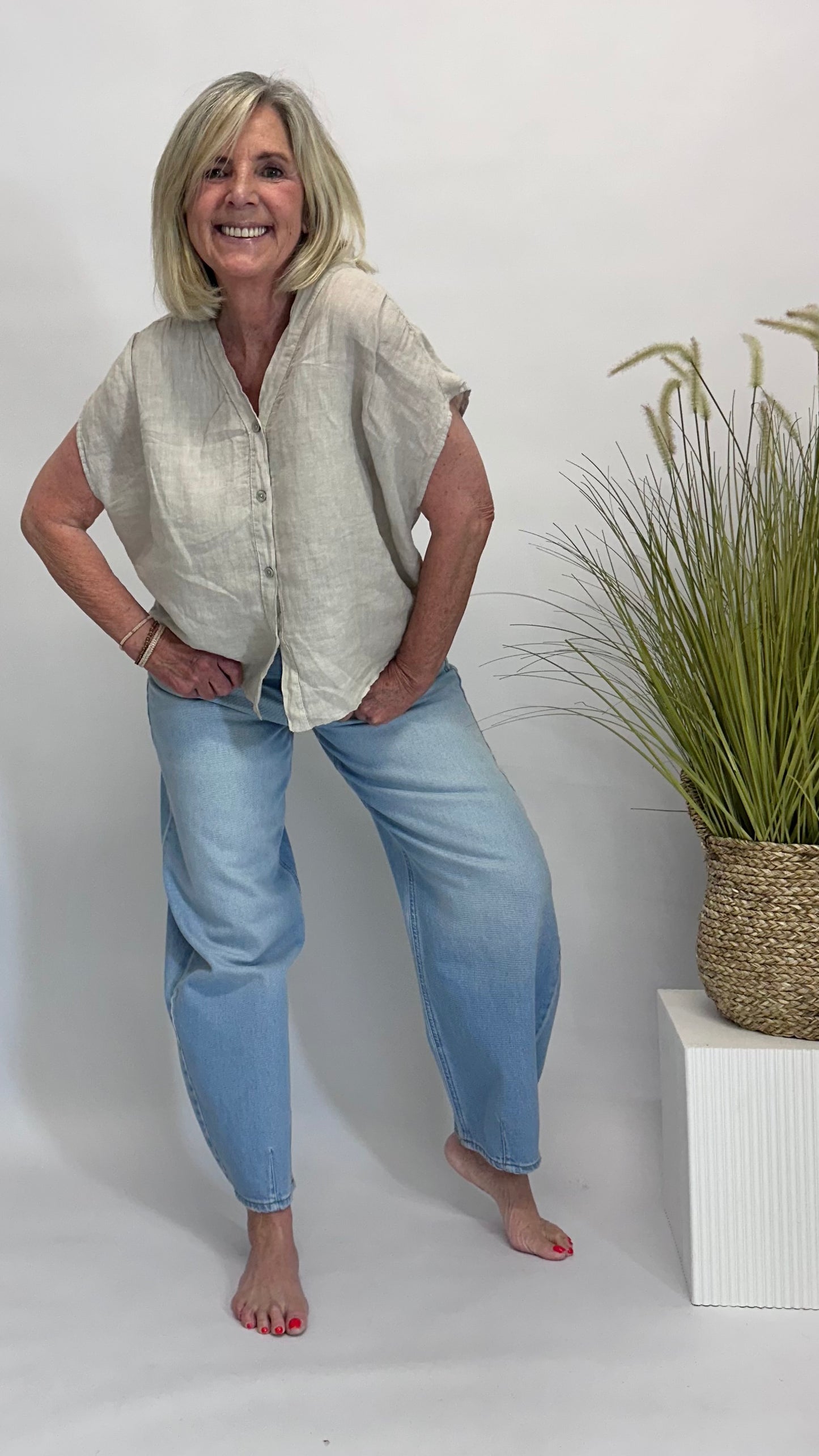Loose Barrel Jeans