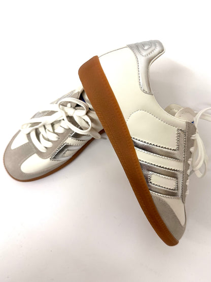 BACK70 - Sneaker Cloud weiß/silber