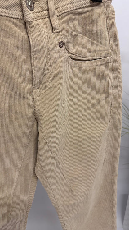 Shyra Tap Zip Cord