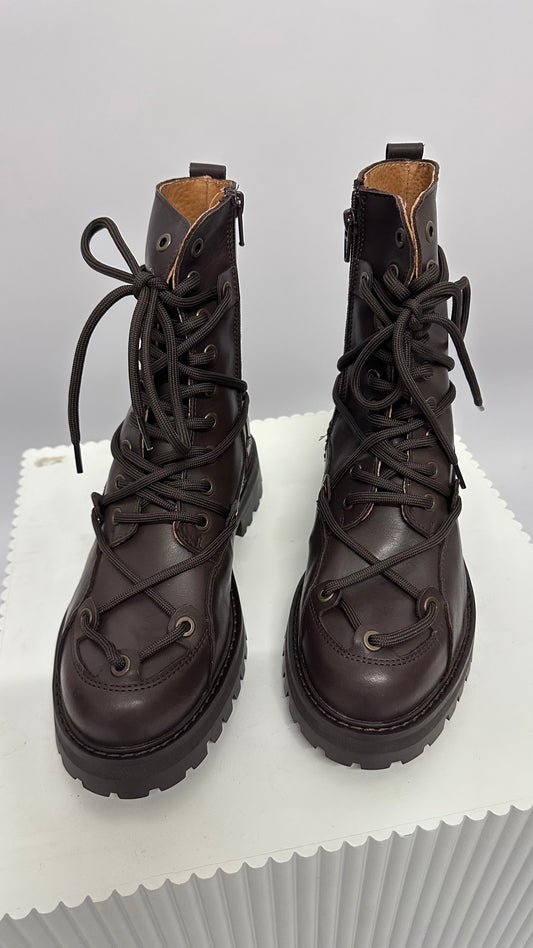 Boots Libby