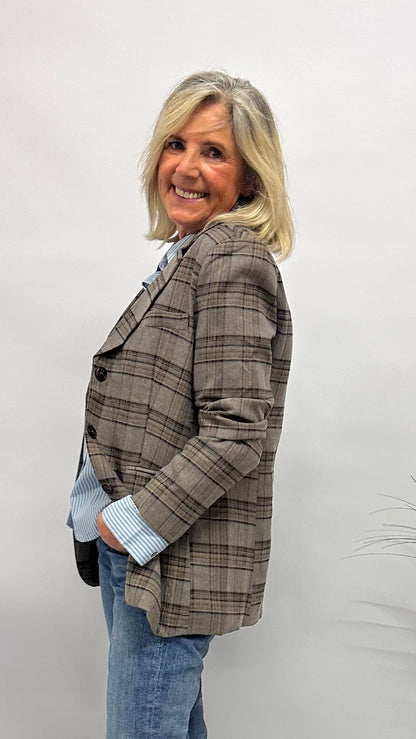 Blazer EmmiRL