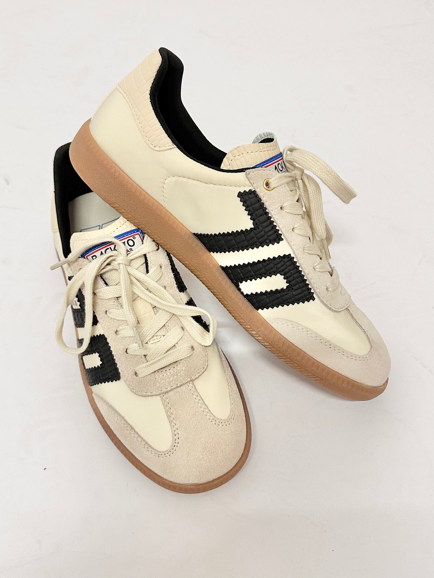 BACK70 - Sneaker GHOST beige/croc black