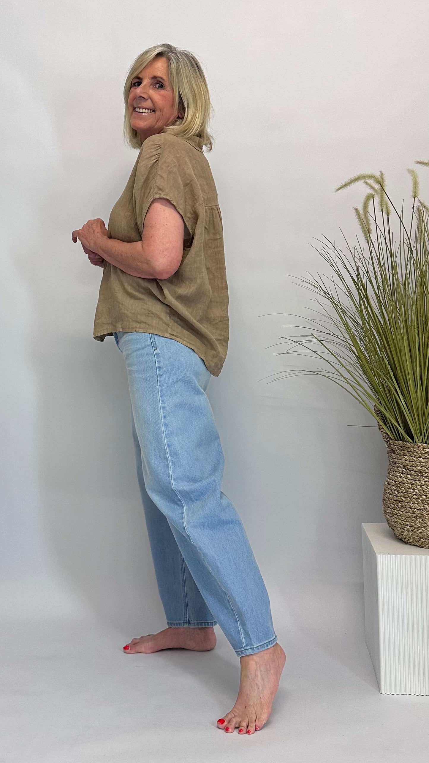 Loose Barrel Jeans