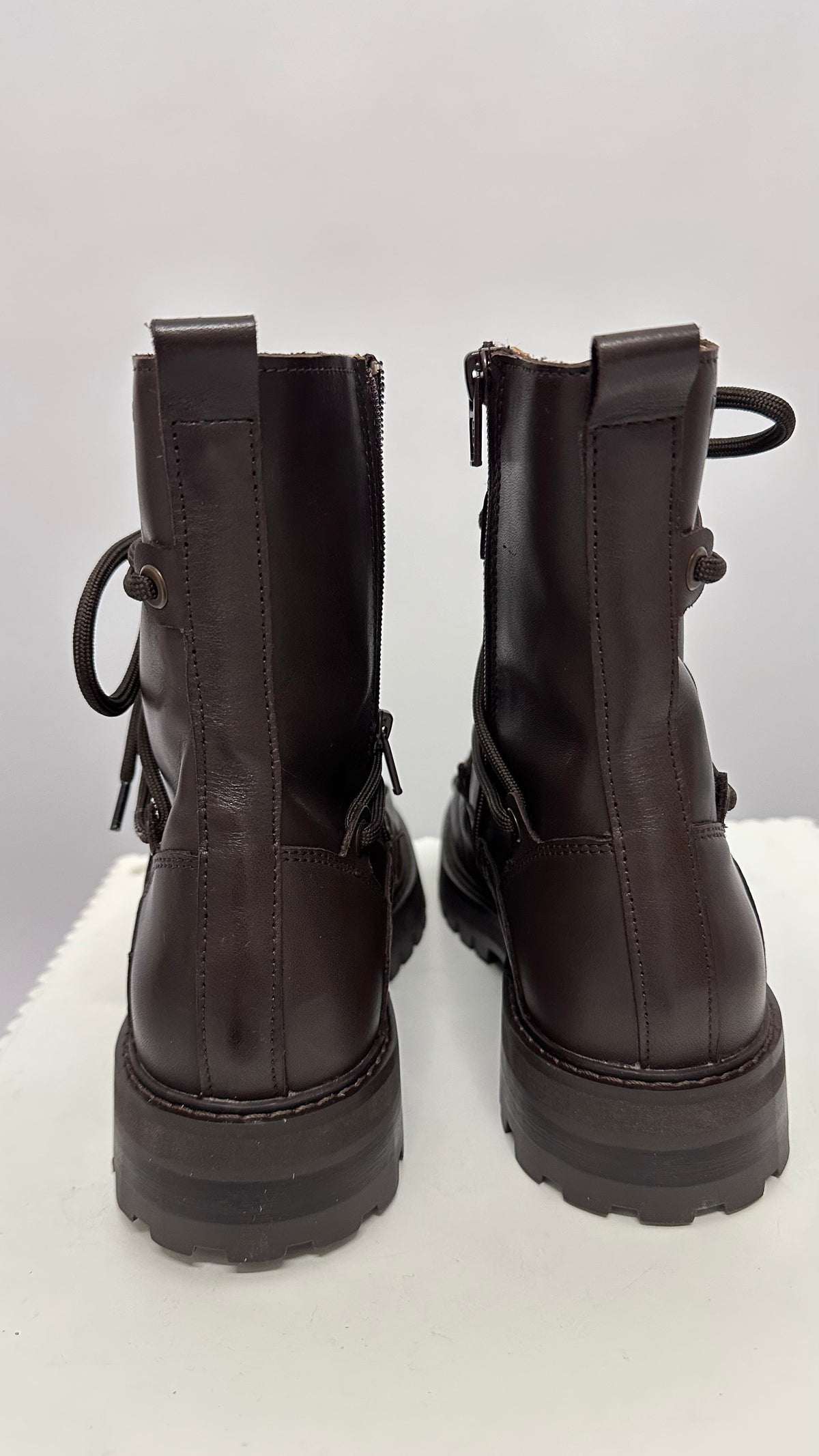 Boots Libby