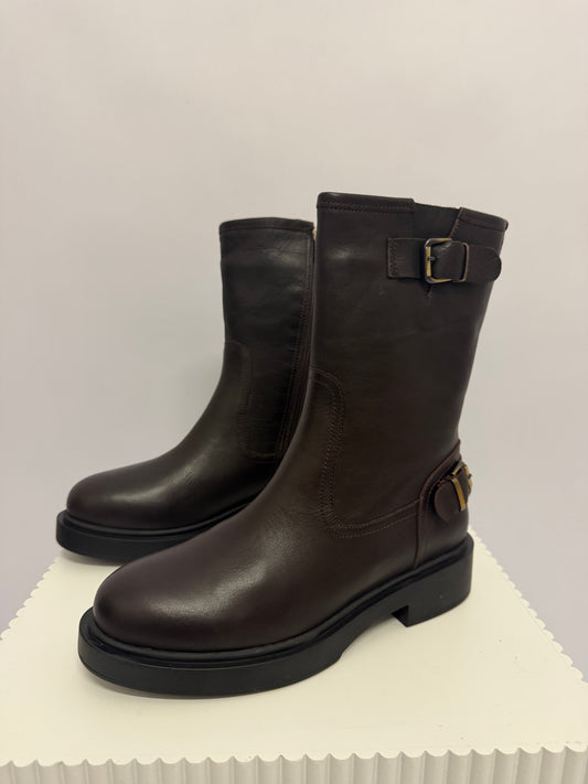 Boot REZA