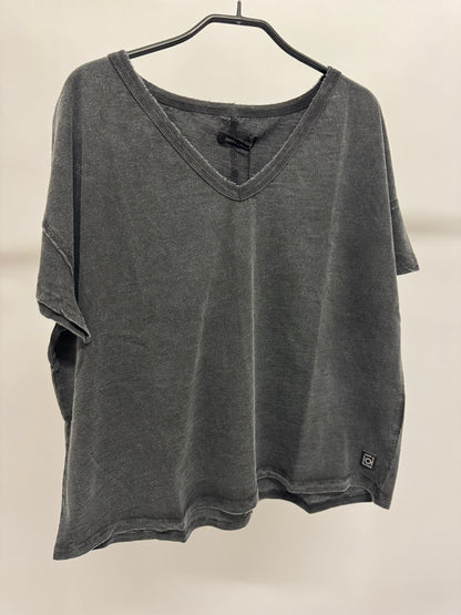 Oversized V-Shirt