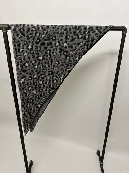 3-Eck Schal Flauschi Leo